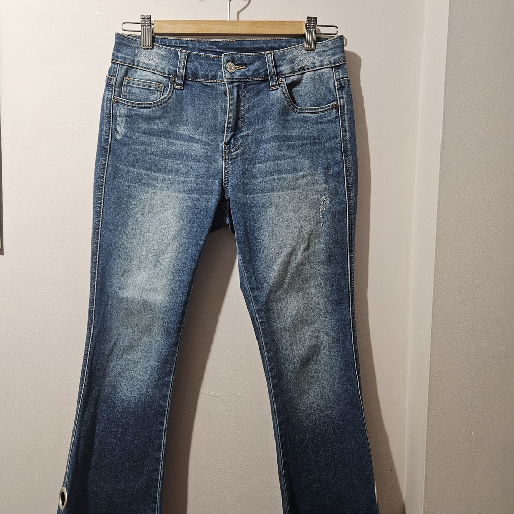 Litz Premium Denim Jeans Womens Petite Boot Cut Bottom Flare Raw Hem 27"